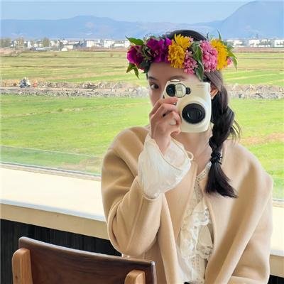 坠楼后我成了她